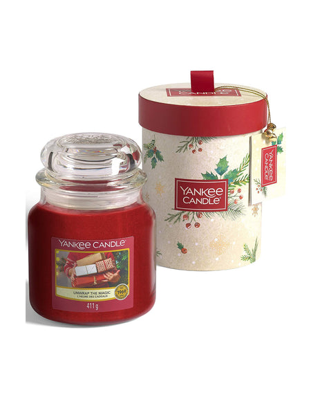 Yankee Candle Gift Set Unwrap The Magic Medium Jar Christmas Scented Candle - 411g